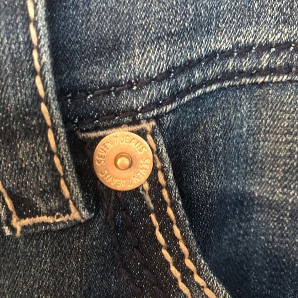 Seven7 Women’s Dark Wash Stretch Mid Rise Boot Cut Jeans Sz 13/31 NWT - Picture 6 of 16